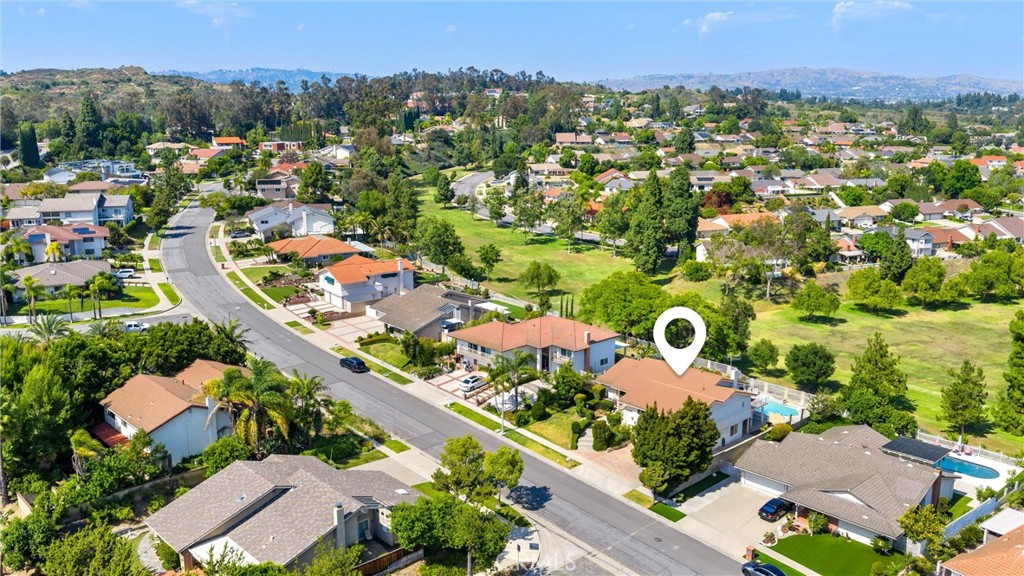 2132 Camino Rey