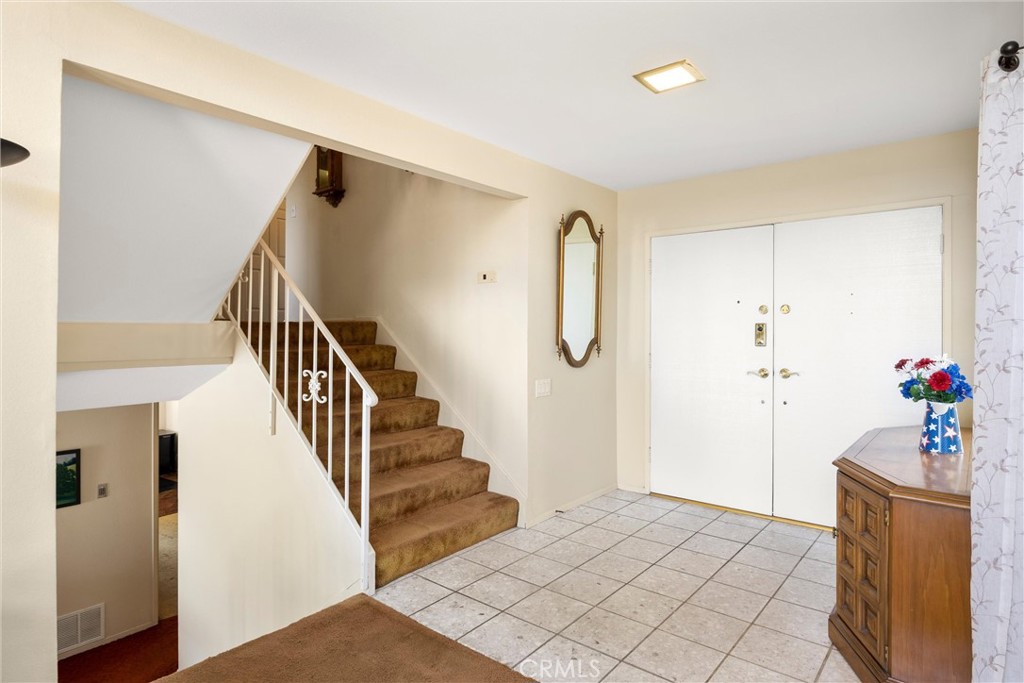 2132 Camino Rey