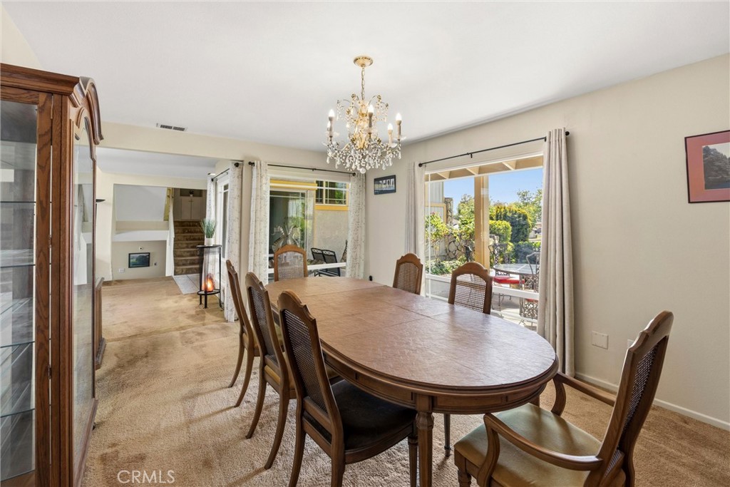 2132 Camino Rey
