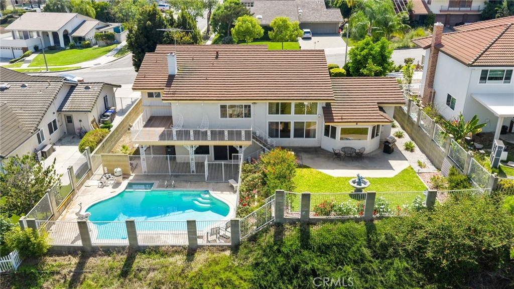 2132 Camino Rey