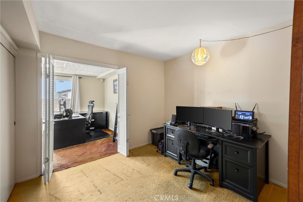 2132 Camino Rey