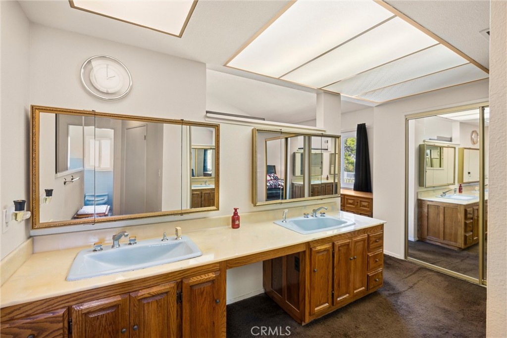 2132 Camino Rey
