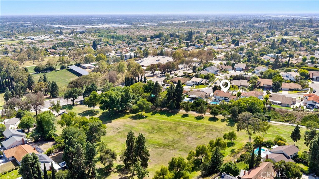 2132 Camino Rey