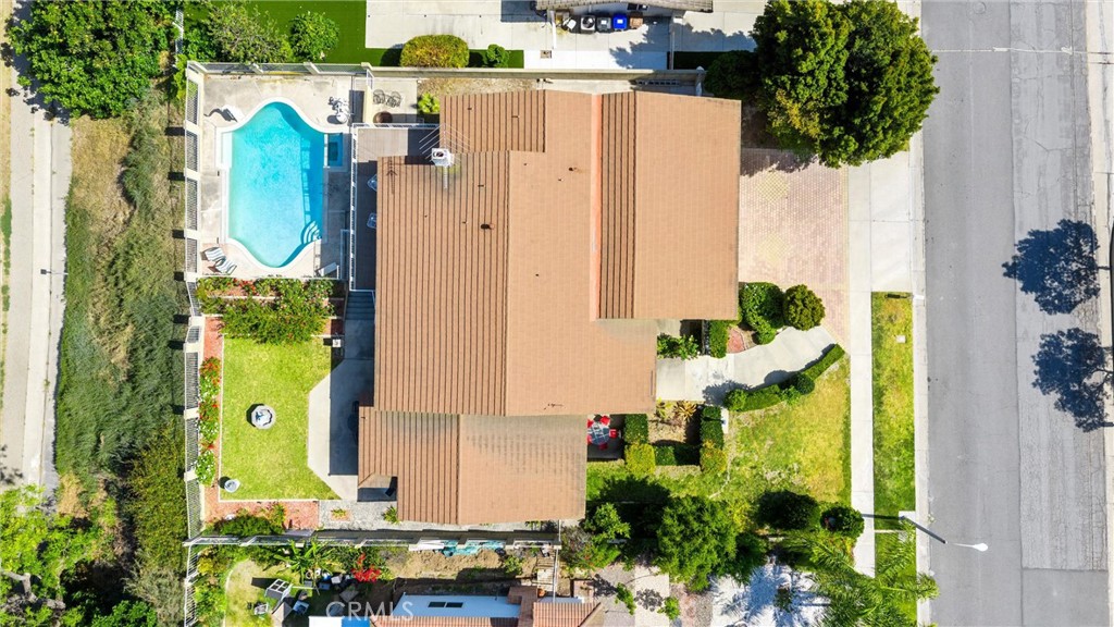 2132 Camino Rey
