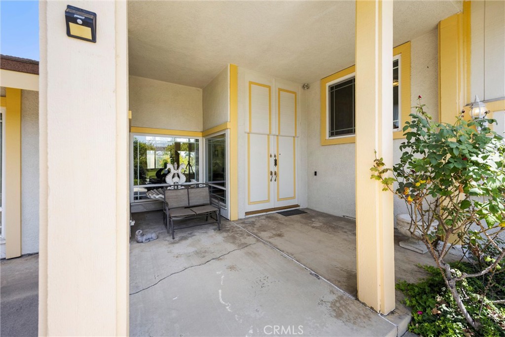 2132 Camino Rey
