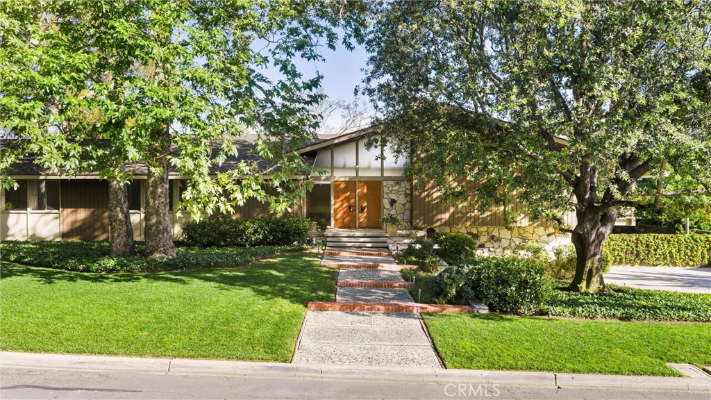 8780 Hillcrest Road