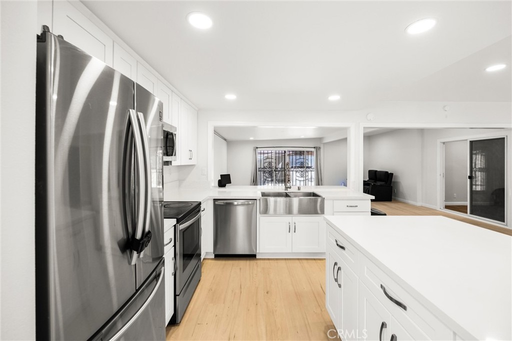13509 Destino St