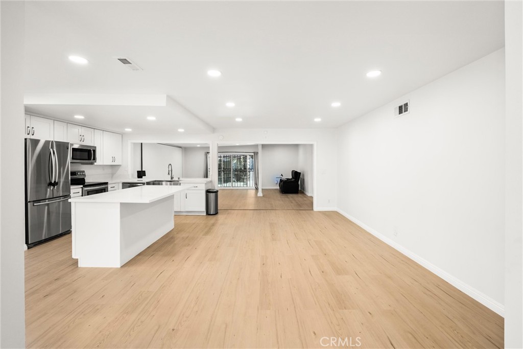 13509 Destino St