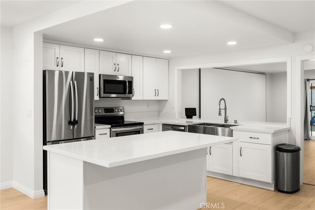 13509 Destino St