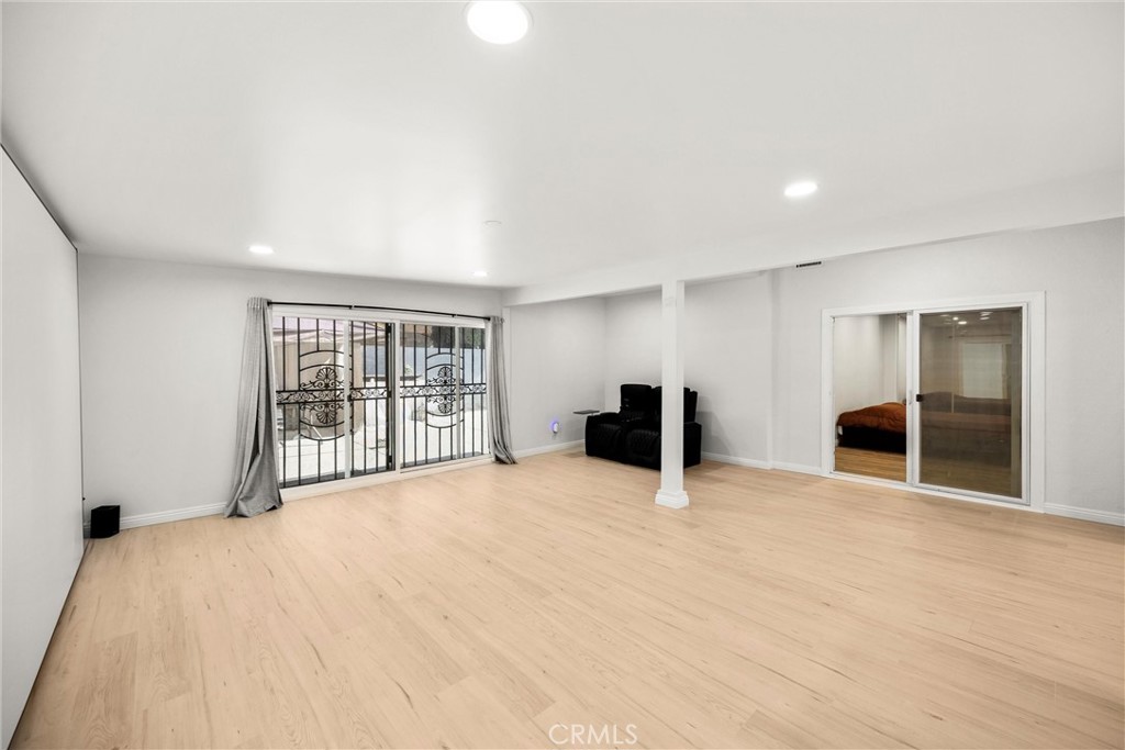 13509 Destino St