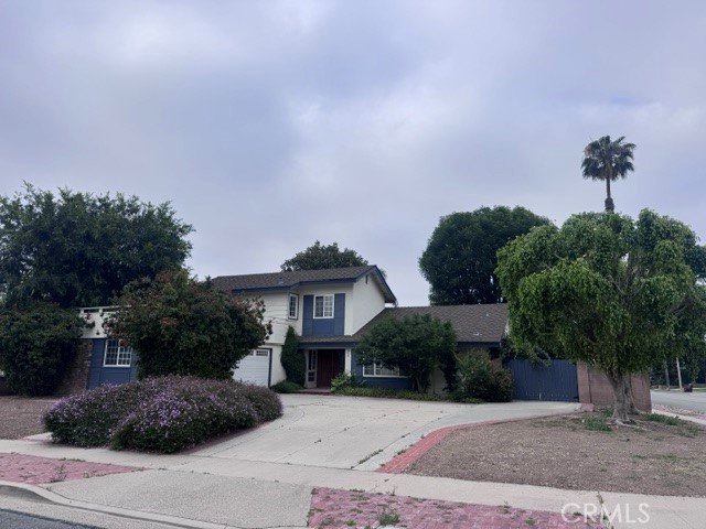 402 Hillcrest
