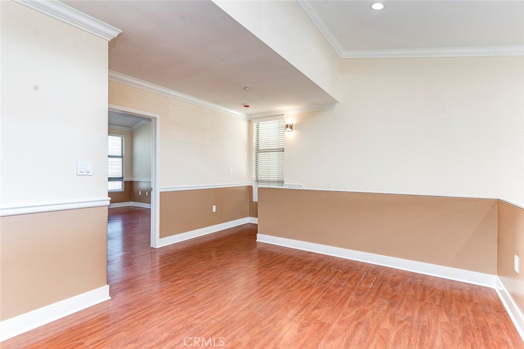 596 S Brea Boulevard