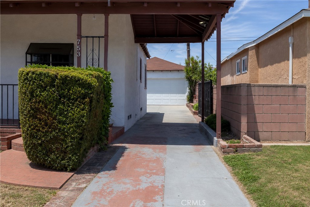 753 Findlay