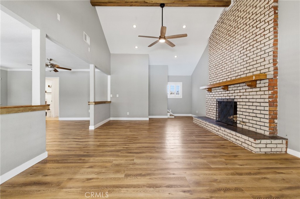 1335 N Sarita