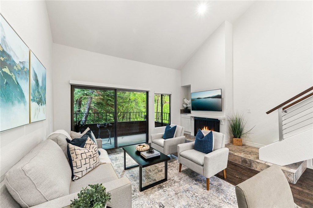 2774 Pine Creek Circle