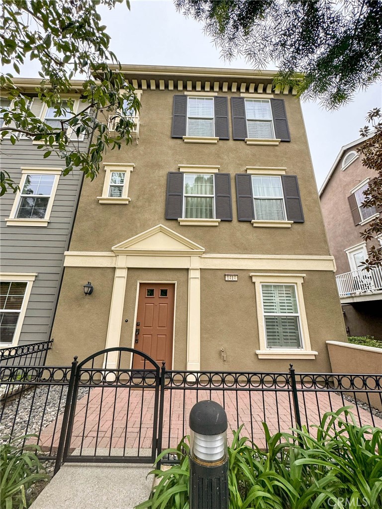 1414 Montgomery Street
