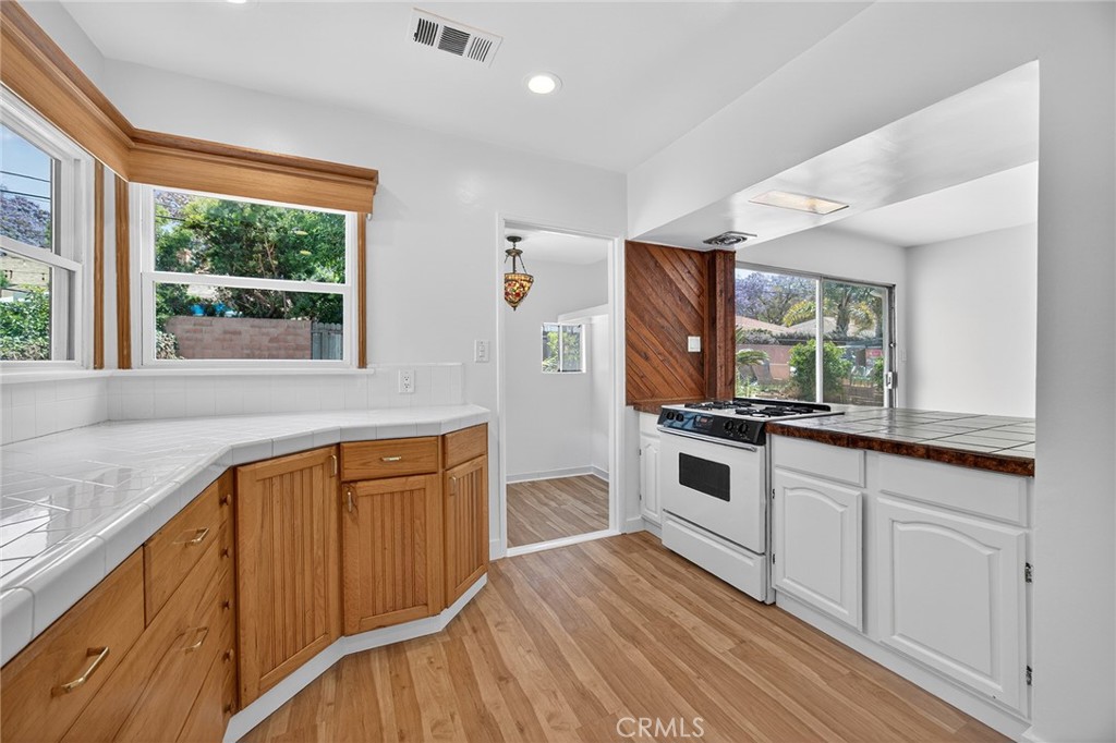 14427 Hayward