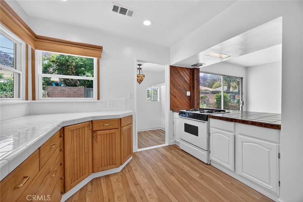 14427 Hayward