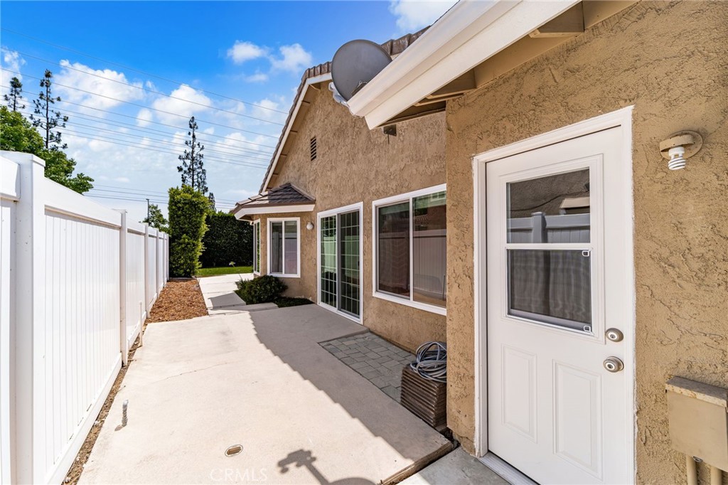 2998 Primrose Avenue