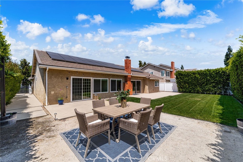 2998 Primrose Avenue