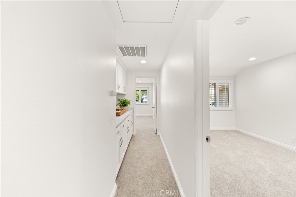 2998 Primrose Avenue