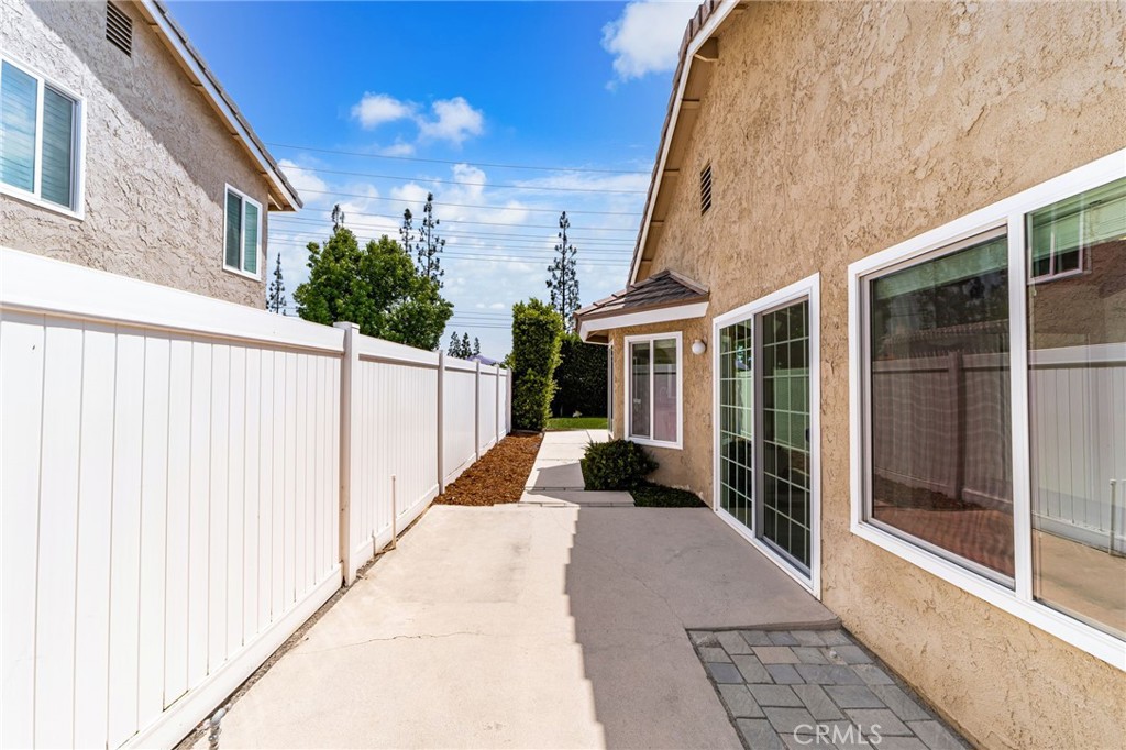 2998 Primrose Avenue
