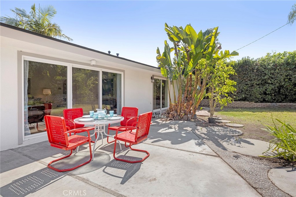 907 Harmony Lane