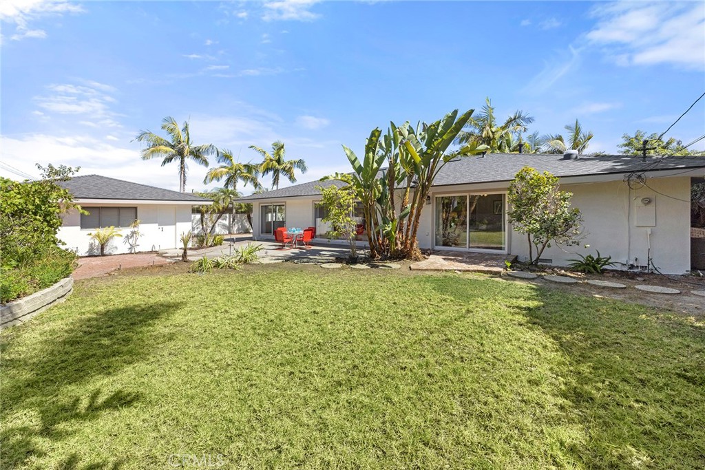 907 Harmony Lane