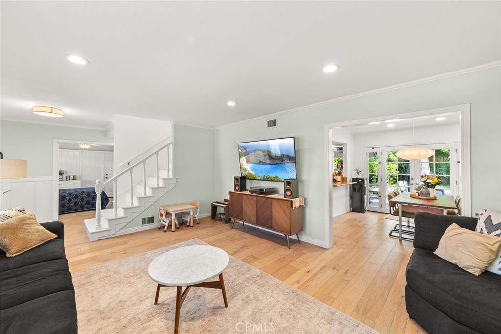 520 N Cornell