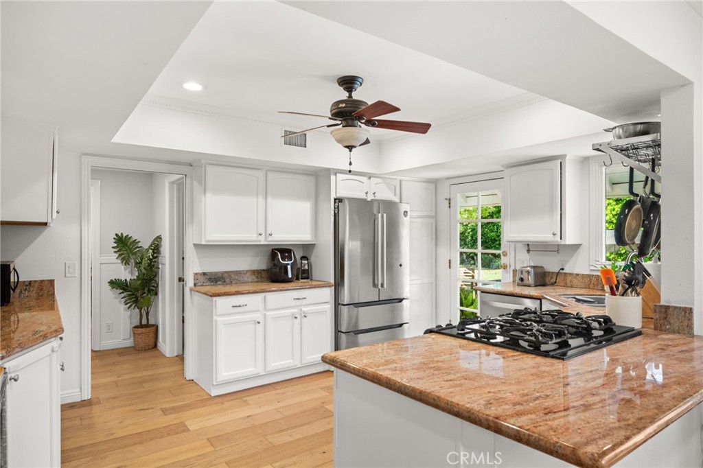 520 N Cornell
