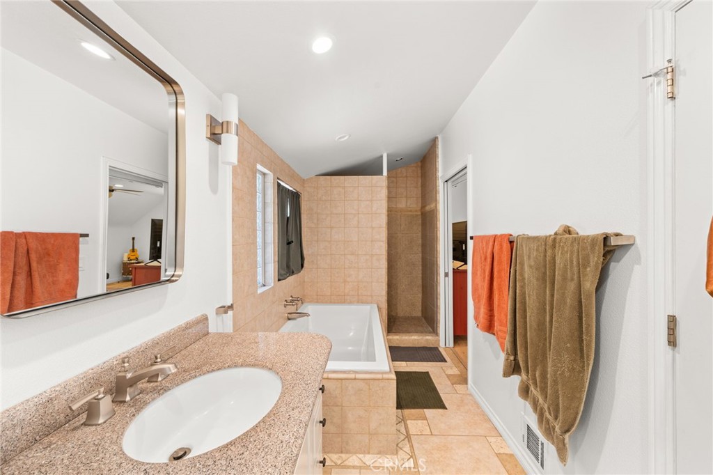 520 N Cornell