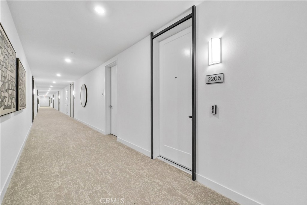 2205 Rivington
