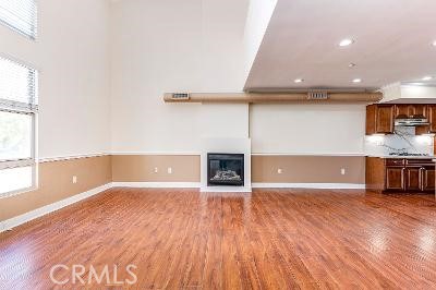 596 S Brea Boulevard LOFT