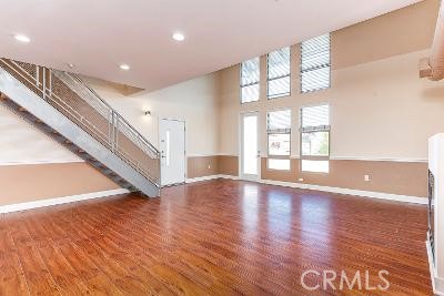 596 S Brea Boulevard LOFT