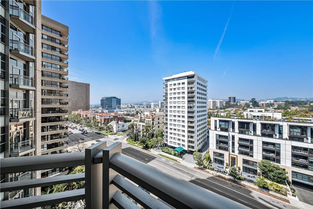 10776 Wilshire Boulevard 901