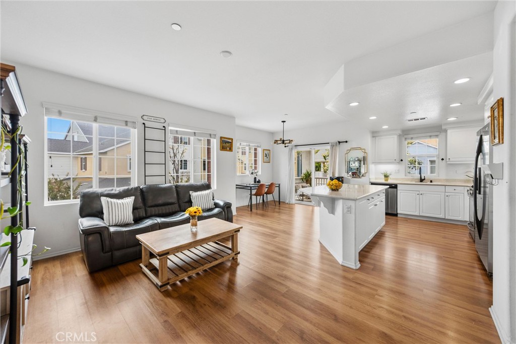15908 Fountain Lane