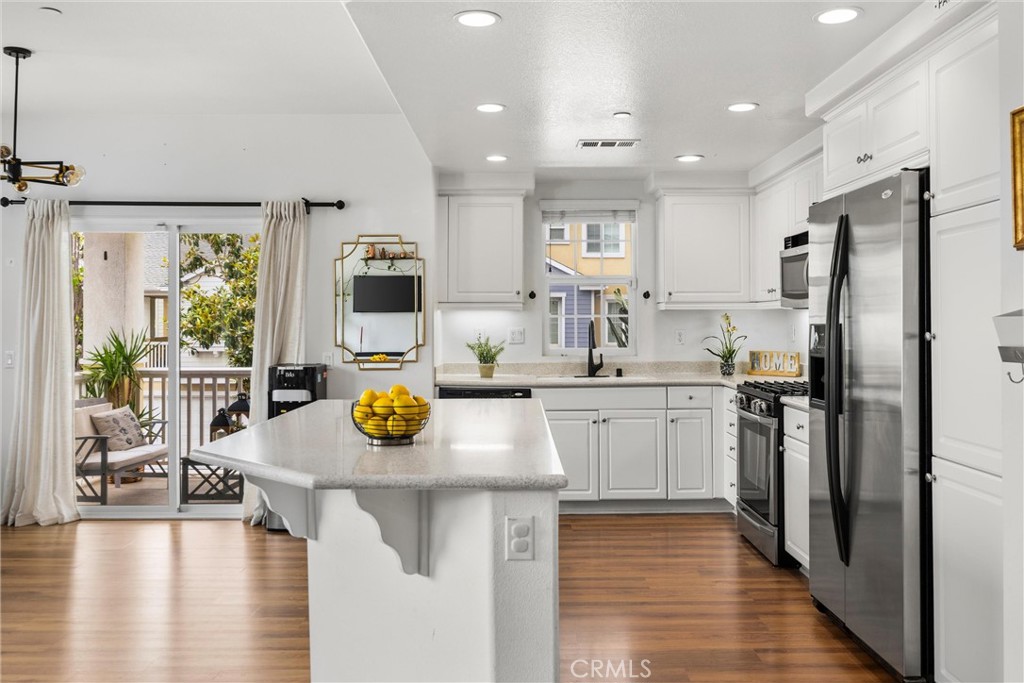 15908 Fountain Lane