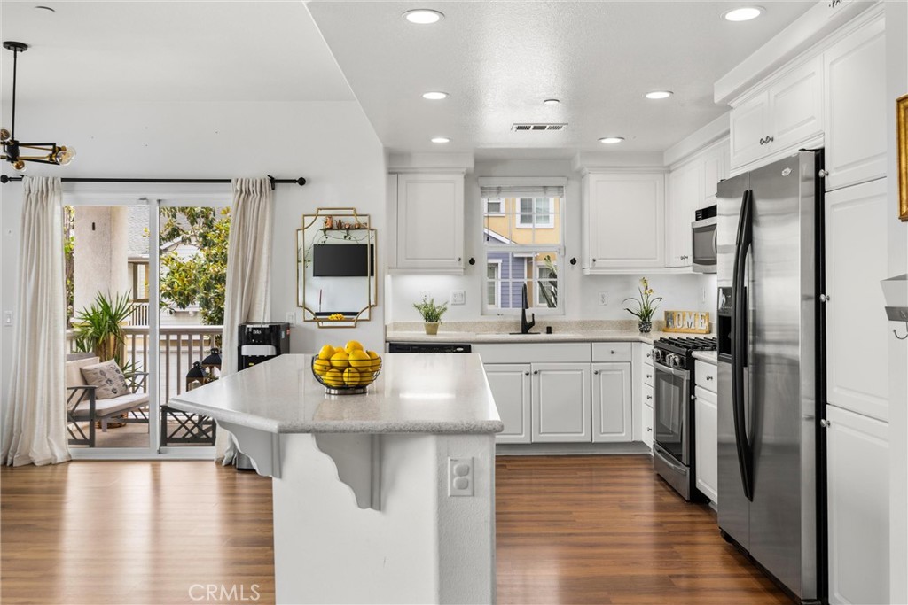 15908 Fountain Lane