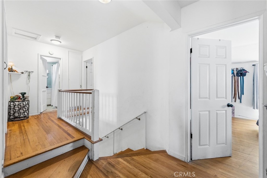 1514 E 4th