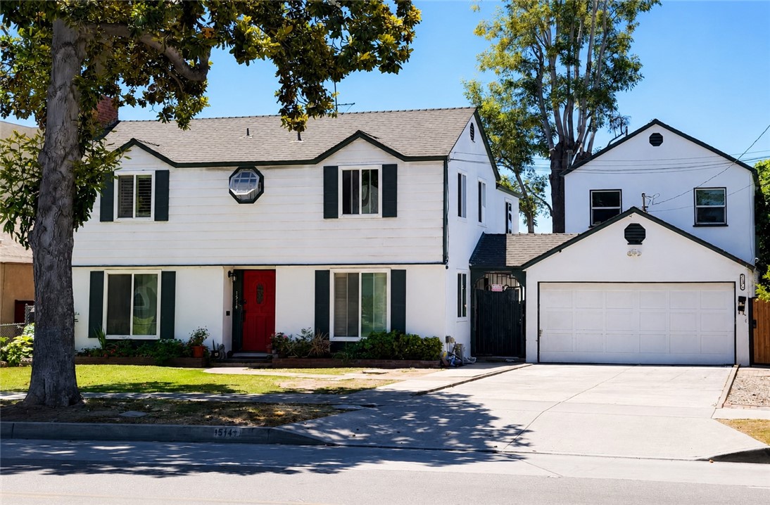 1514 E 4th