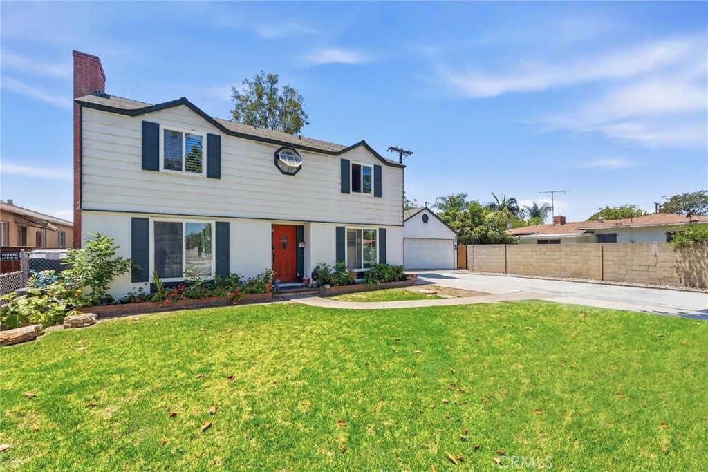 1514 E 4th