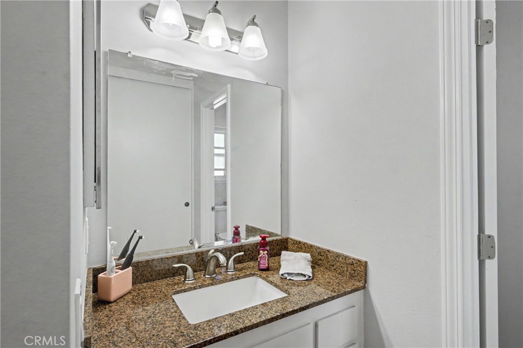 640 W Imperial