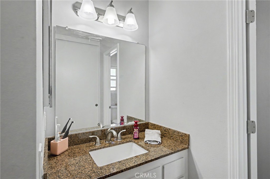 640 W Imperial