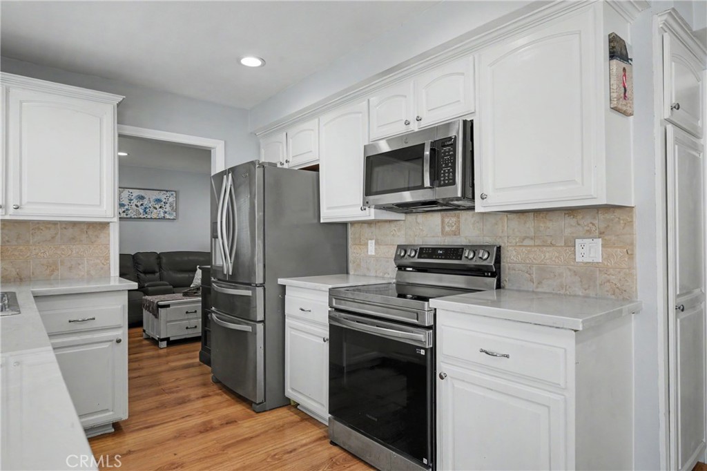 640 W Imperial
