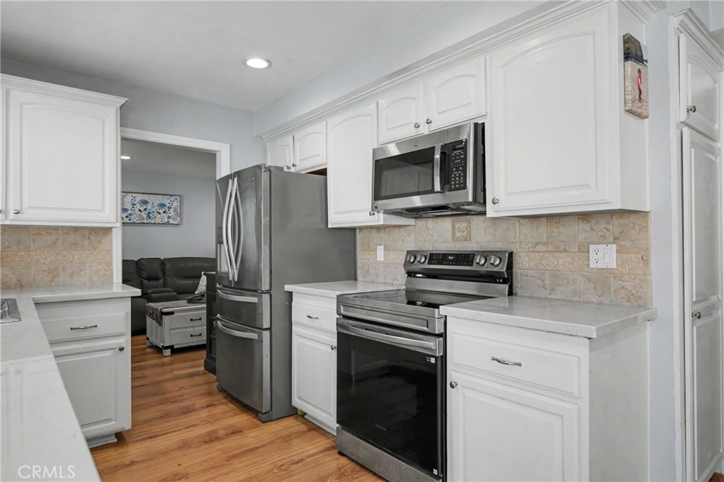 640 W Imperial