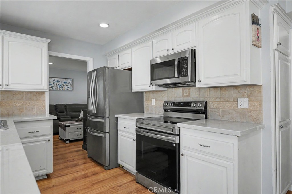 640 W Imperial