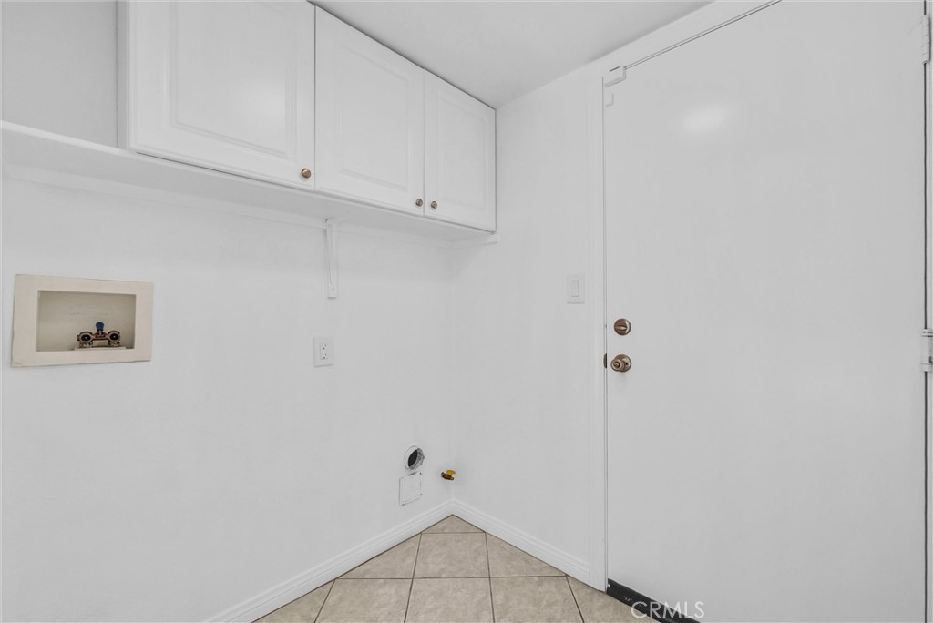 431 Blue Jay Drive