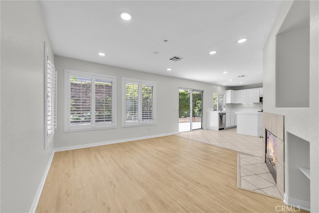 431 Blue Jay Drive