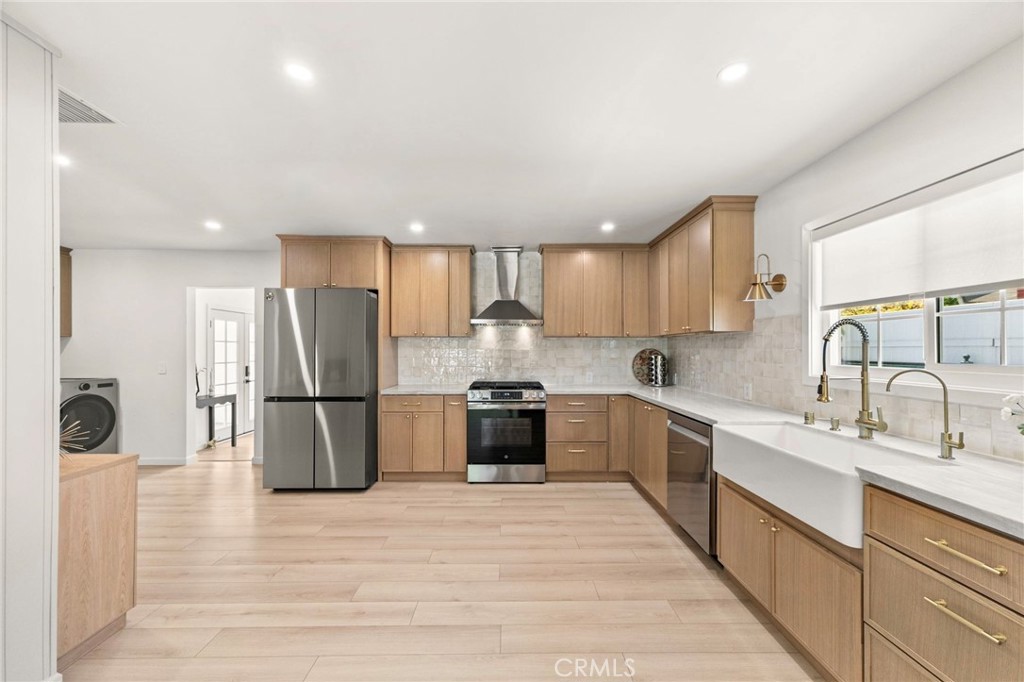 14727 Costa Mesa