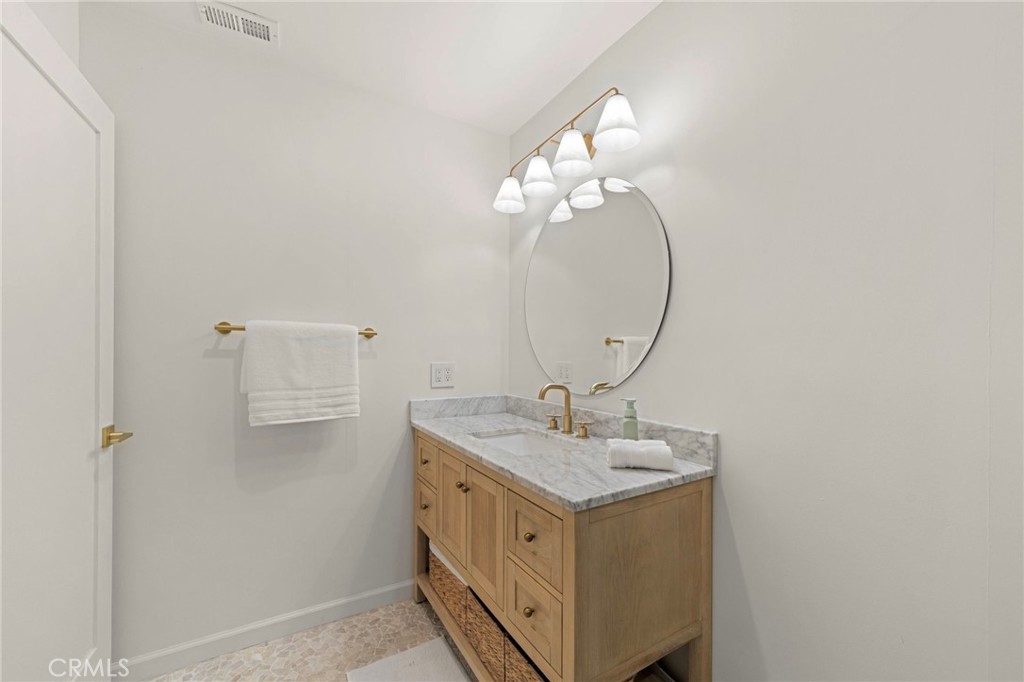 14727 Costa Mesa